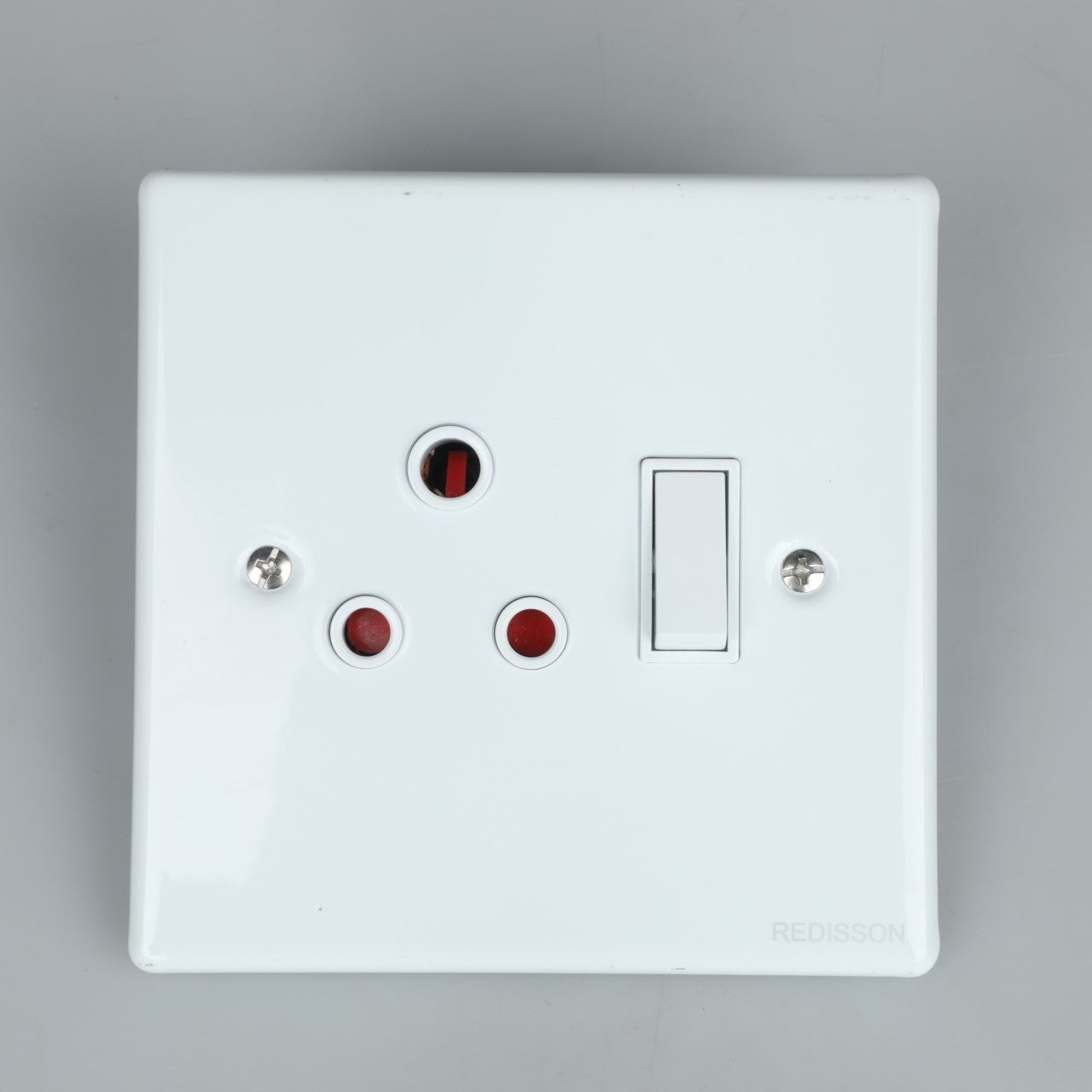 REDISSON A-MS02(S) Single Switched Socket 16A White Glossy 4x4 Wall Outlet