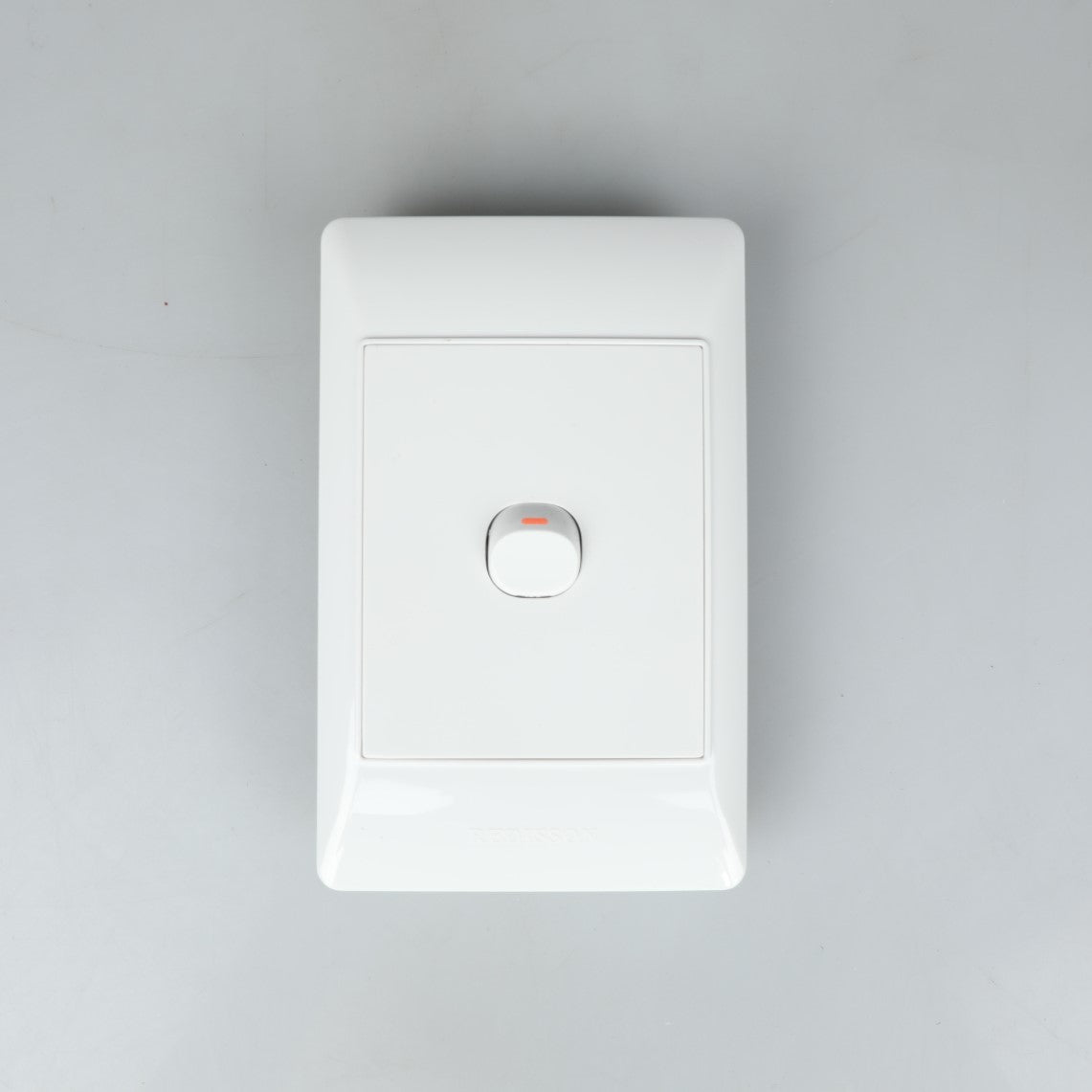 REDISSON A101-WH White Paddle Light Switch 16A, 2-Way Modern Wall Switch