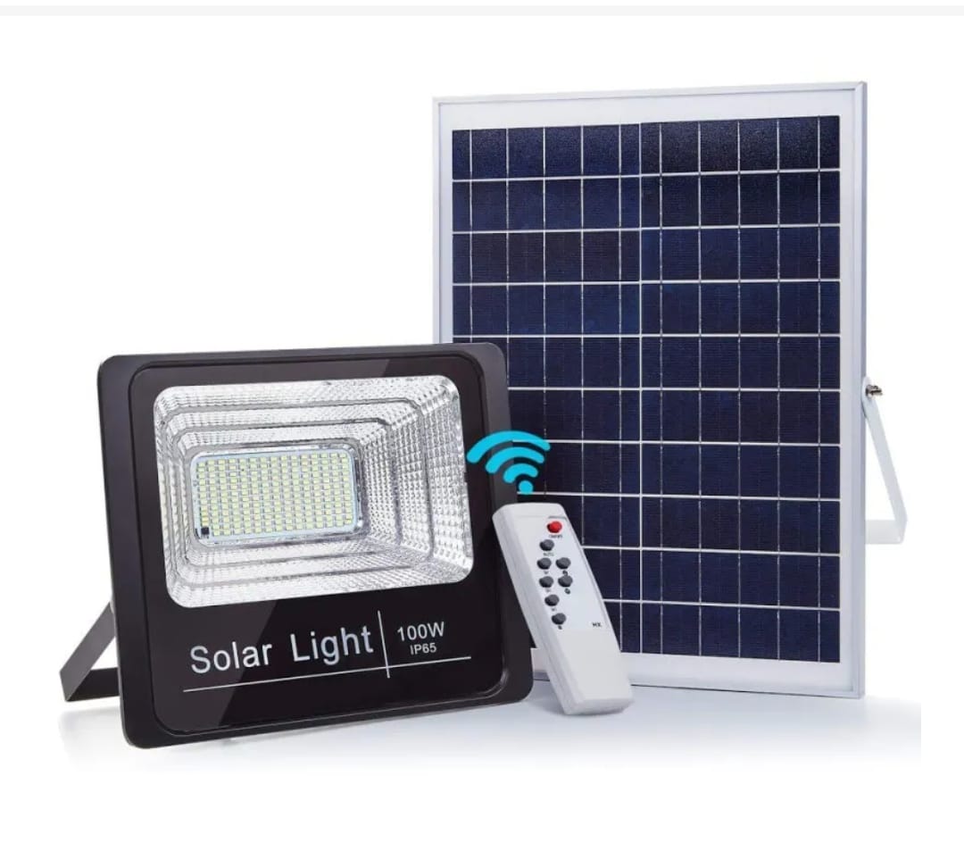 100W Solar LED Flood Light with Remote Control IP65 Outdoor Security Light