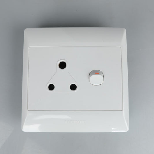 REDISSON S001-WH White Switched Wall Socket  16A Single Plug, Modern Design