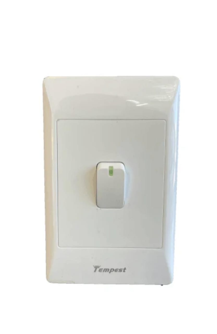 4x2 1 Lever Switch White TNC-SA-001
