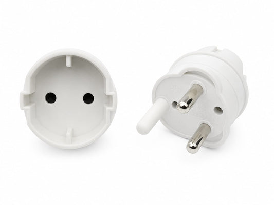 Redisson 16A Schuko Socket to 3-Pin Plug Adapter – White R16